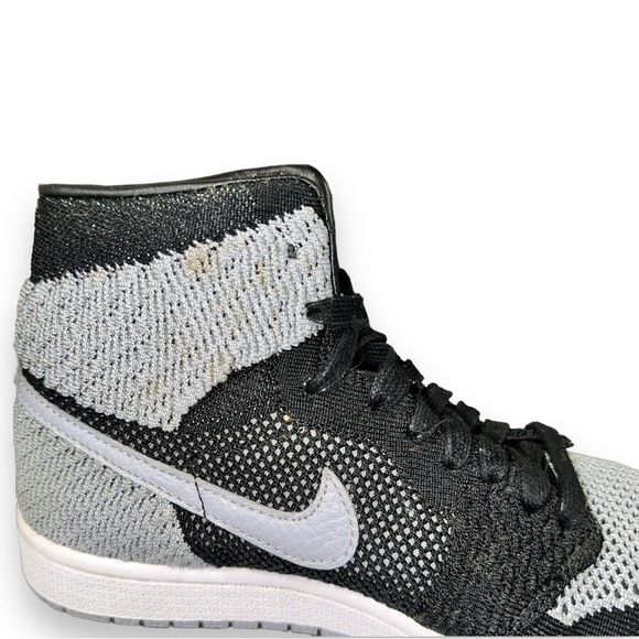 Jordan 1 Retro High Flyknit Shadow (GS) - Picture 12 of 16